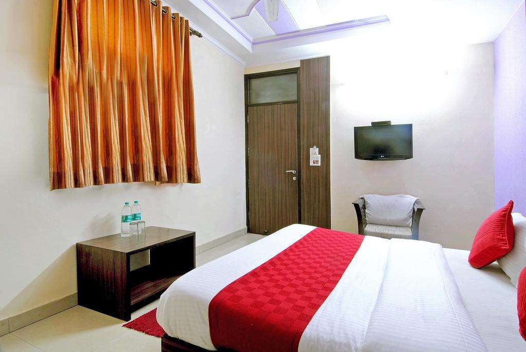 Hotel Durga International Neu-Delhi Zimmer foto