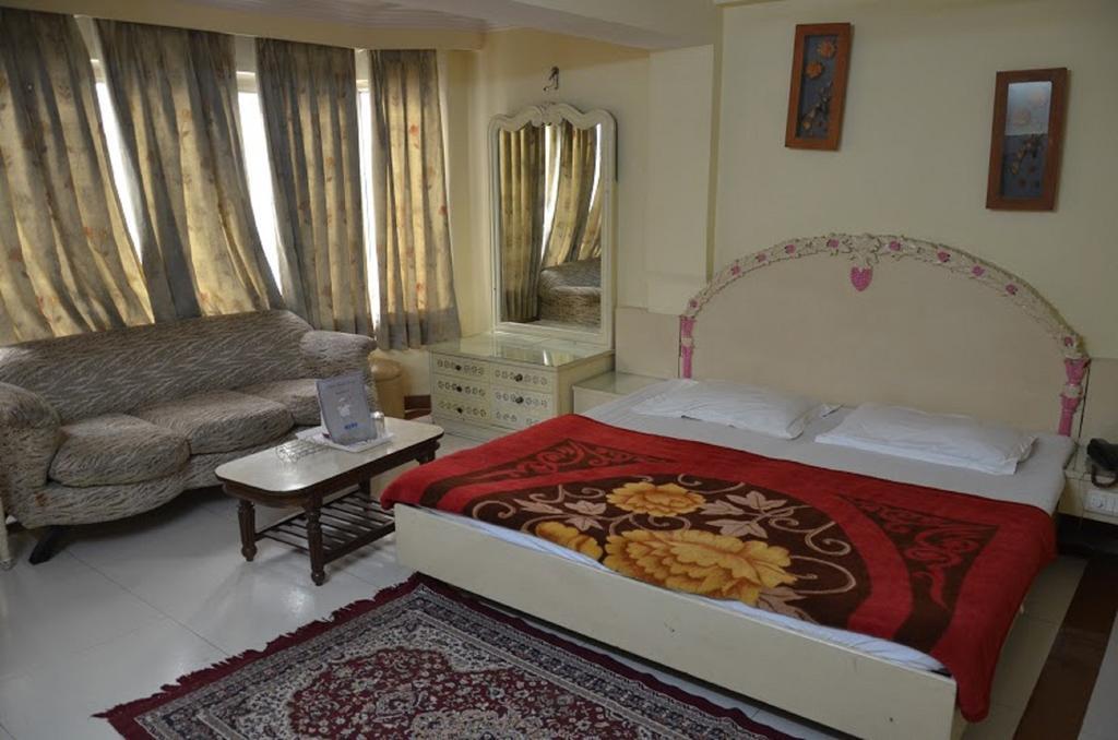 Hotel Durga International Neu-Delhi Zimmer foto